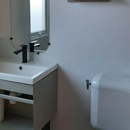 Kamp alanı Mobil-home 4 Pers Avec Terrasse Au Pradet - Api-1-52-1279 *